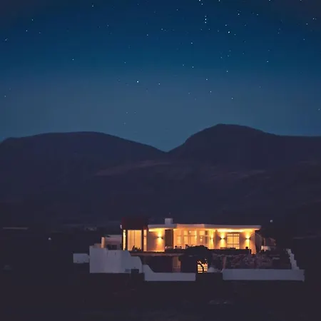 - Agua - Surf & Yoga ラ・パレッド